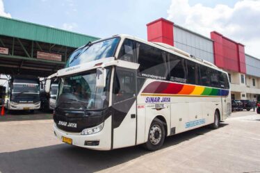 sewa bus jogja