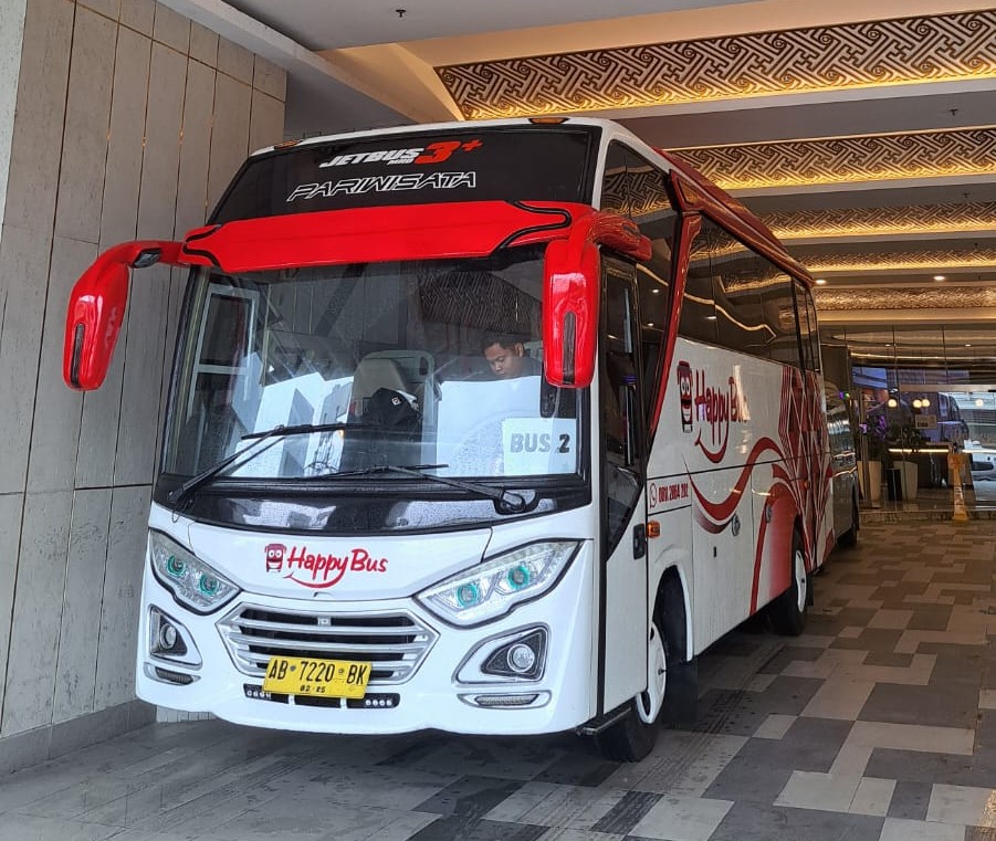 sewa bus di surabaya