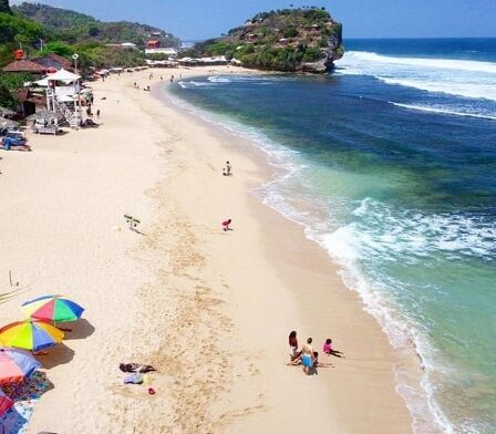 pantai indrayanti