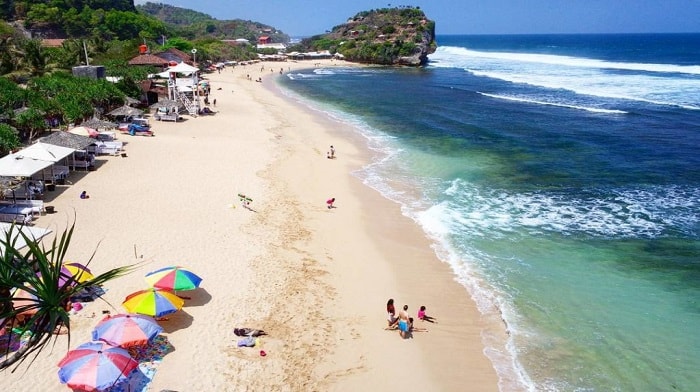 pantai indrayanti